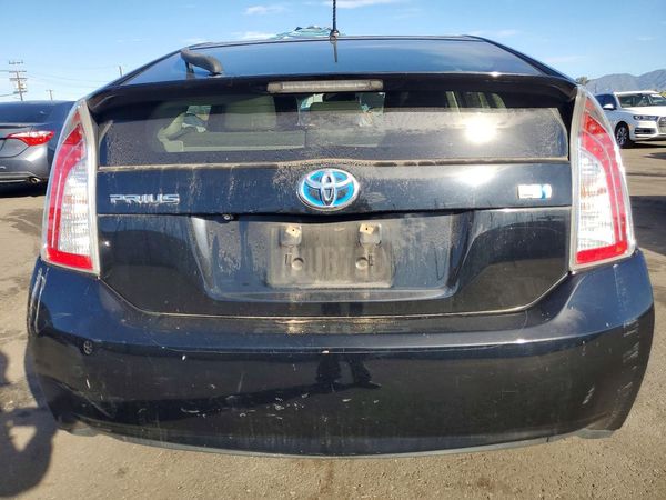 2015 TOYOTA PRIUS
