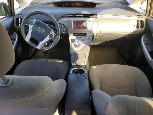 2015 TOYOTA PRIUS