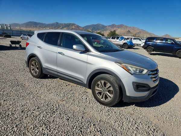 2016 HYUNDAI SANTA FE Base — Passenger 3/4