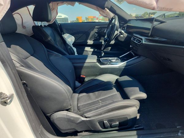2024 BMW 230XI