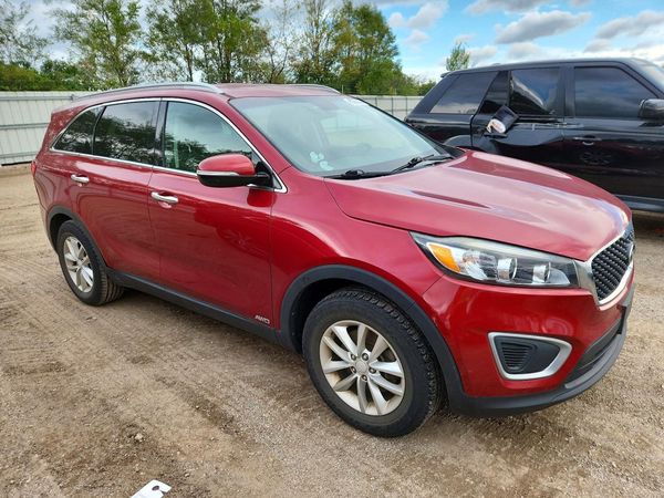 2016 KIA SORENTO L / LX — Passenger 3/4