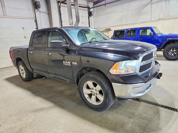 2016 RAM 1500 SLT — Passenger 3/4