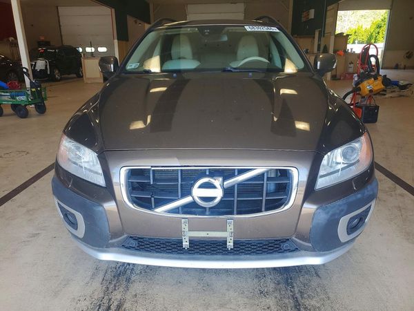 2013 VOLVO XC70