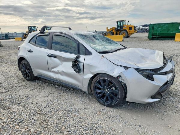 2021 TOYOTA COROLLA SE — Passenger 3/4