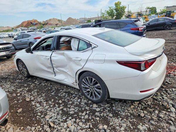 2021 LEXUS ES 350