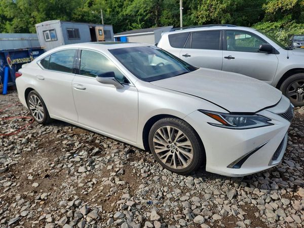 2021 LEXUS ES 350