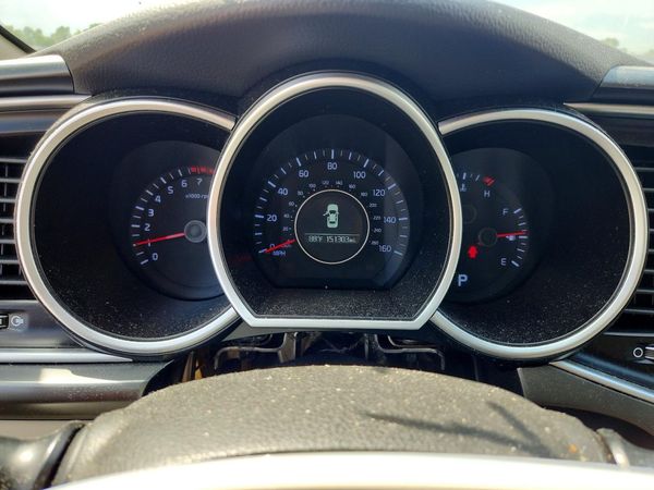 2015 KIA OPTIMA GL - Middle-low
