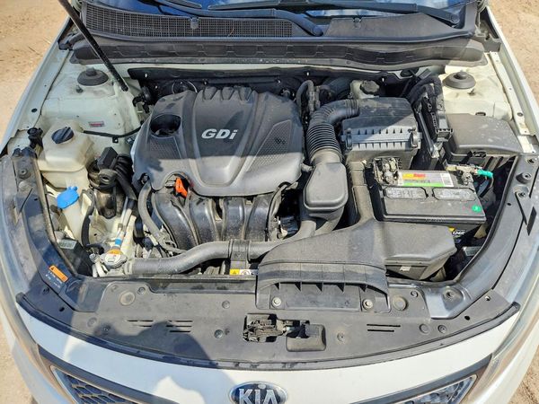 2015 KIA OPTIMA GL - Middle-low