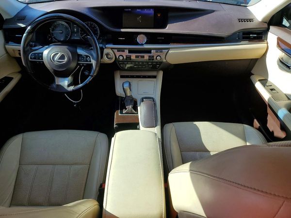 2017 LEXUS ES350 350 — CKPT