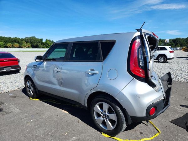 2019 KIA SOUL Base