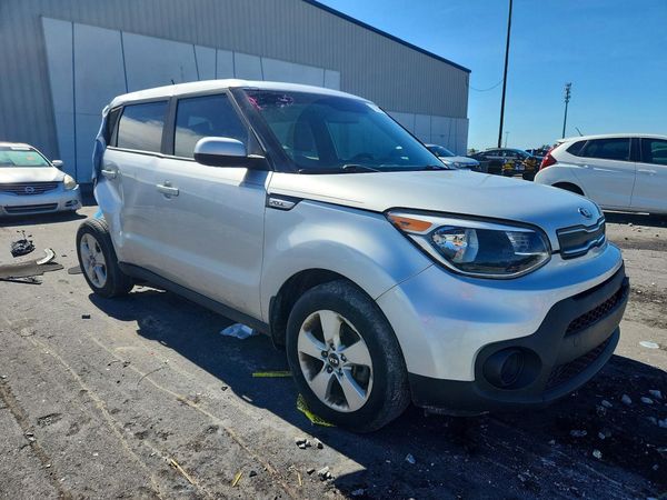 2019 KIA SOUL Base