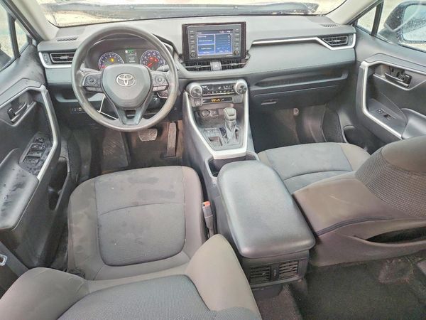 2022 TOYOTA RAV4 LE