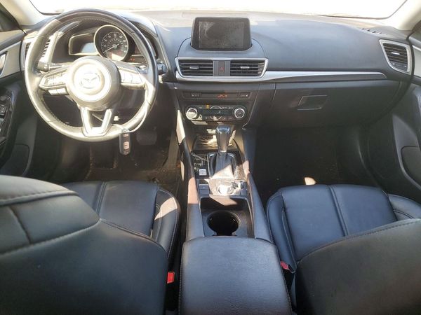 2018 MAZDA 3 Touring