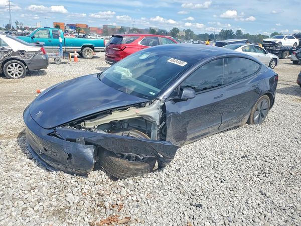 2025 TESLA MODEL 3 — Front 3/4