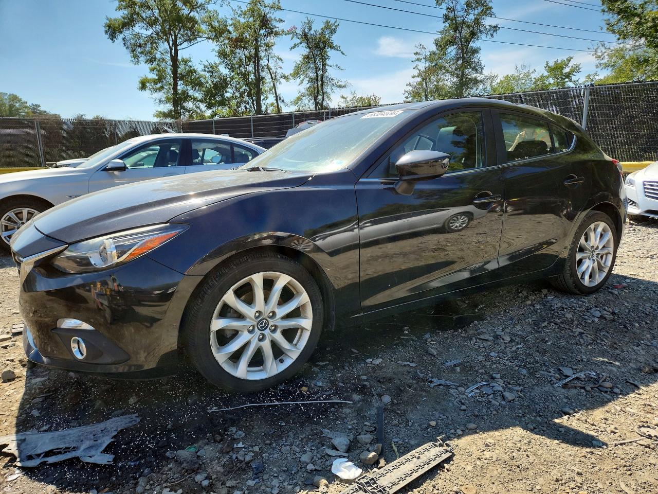 2016 MAZDA 3 SE