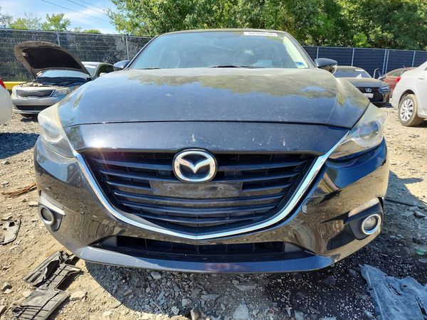 2016 MAZDA 3 SE