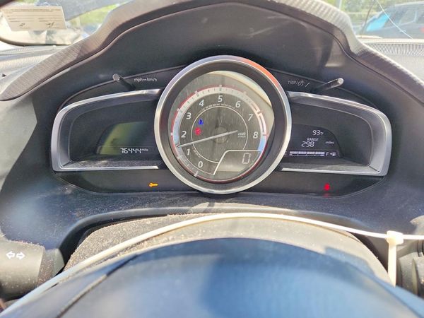 2016 MAZDA 3 SE
