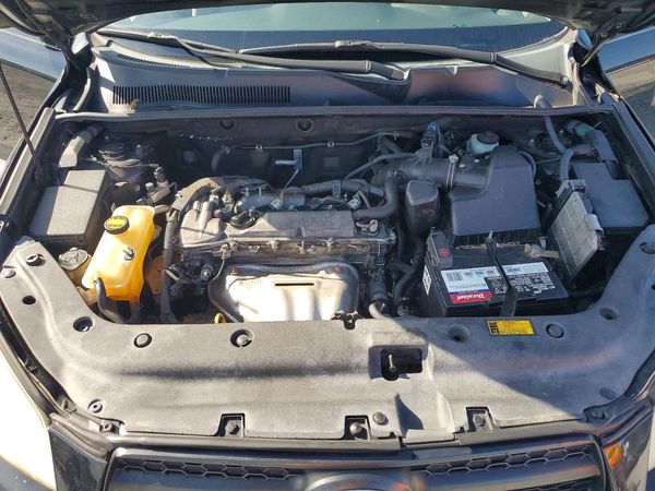 2012 TOYOTA RAV4 Standard — Engine bay