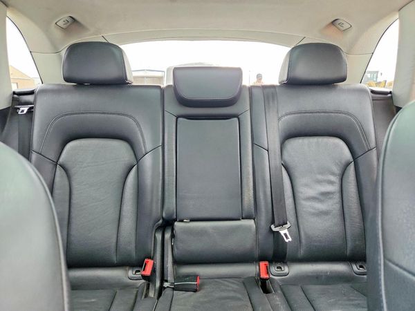 2013 AUDI Q5 Premium Plus