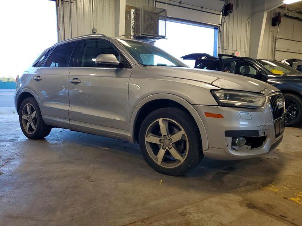 2015 AUDI Q3 Premium Plus