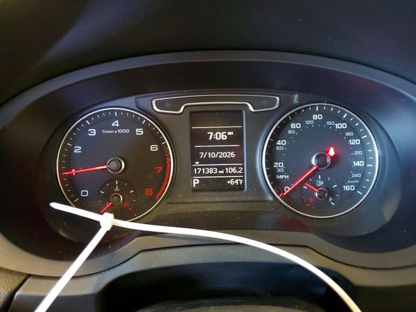 2015 AUDI Q3 Premium Plus