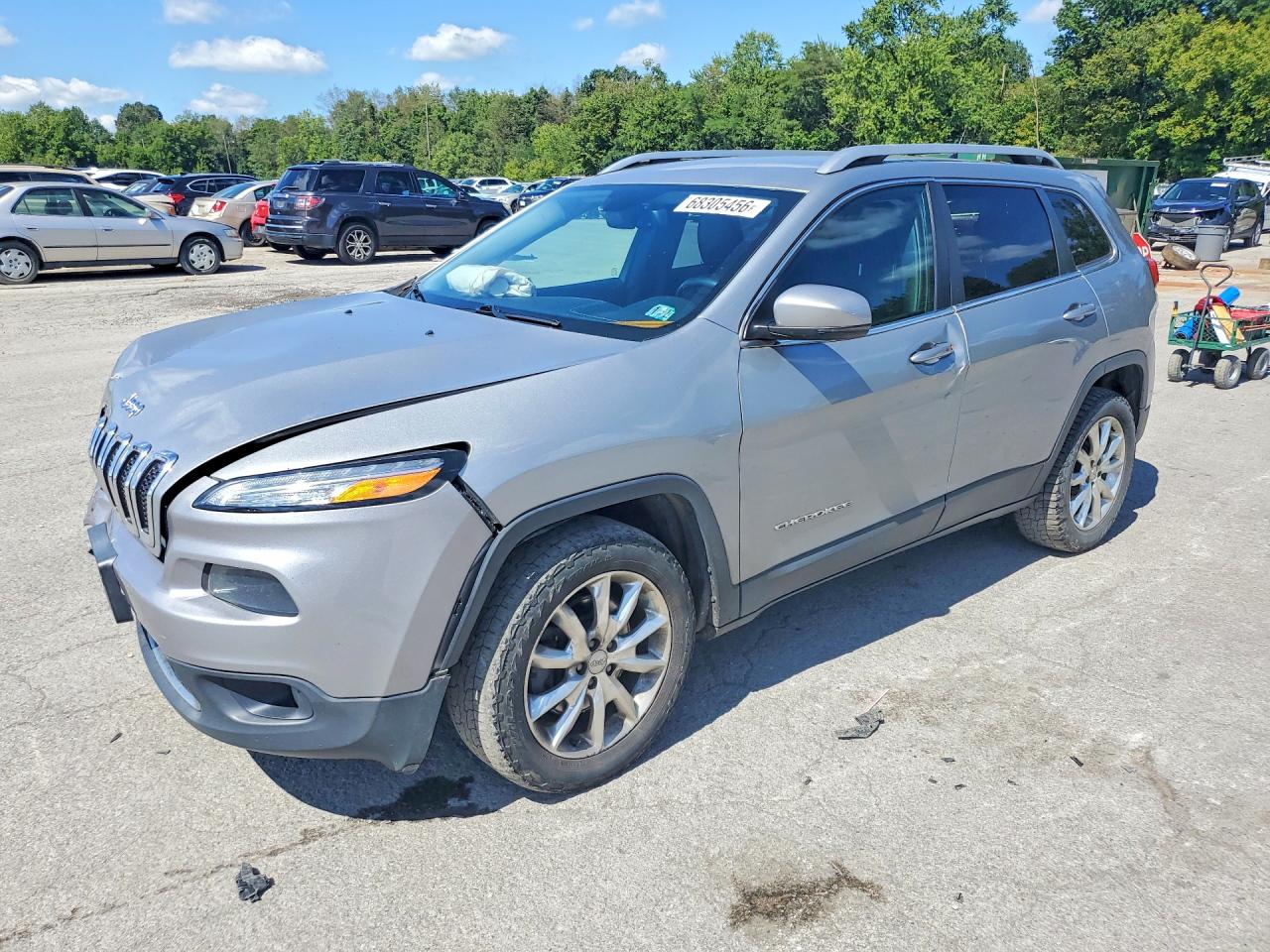 2015 JEEP CHEROKEE Limited — Front 3/4