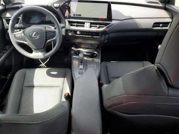 2026 LEXUS UX 300H