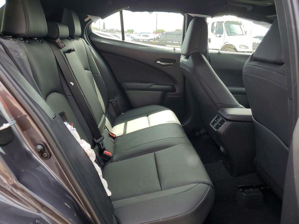 2026 LEXUS UX 300H