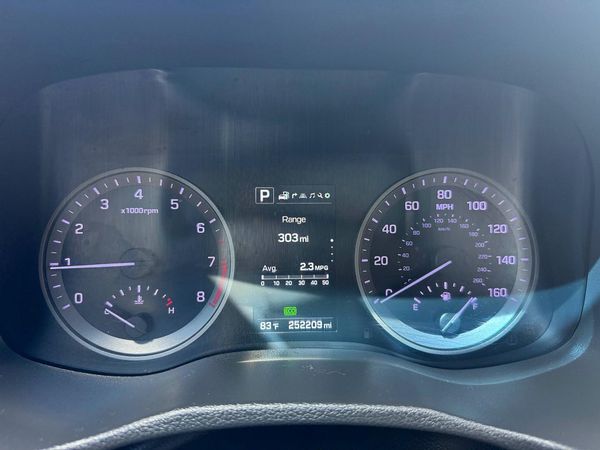 2016 HYUNDAI TUCSON