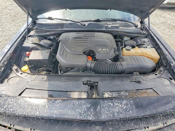 2019 DODGE CHALLENGER — Engine bay