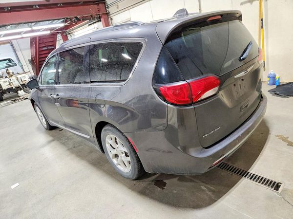 2017 CHRYSLER PACIFICA Touring L — DSRA