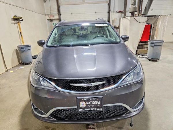 2017 CHRYSLER PACIFICA Touring L — DIRF