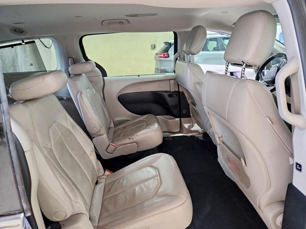 2017 CHRYSLER PACIFICA Touring L — PSRS