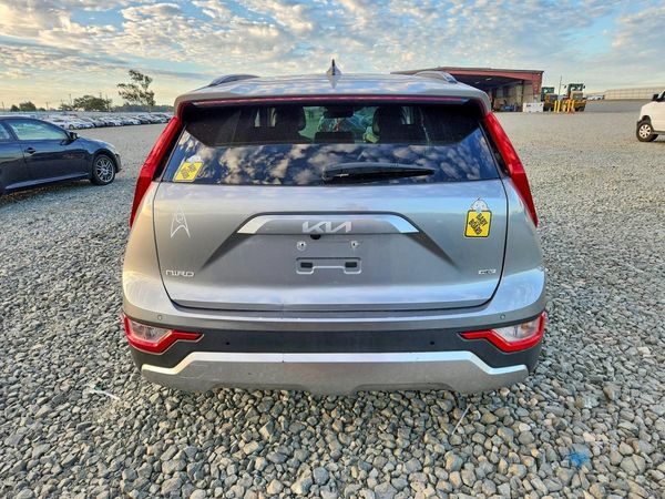 2023 KIA NIRO EX