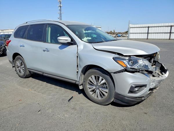 2019 NISSAN PATHFINDER — Passenger 3/4
