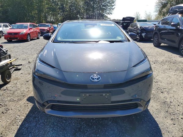 2024 TOYOTA PRIUS