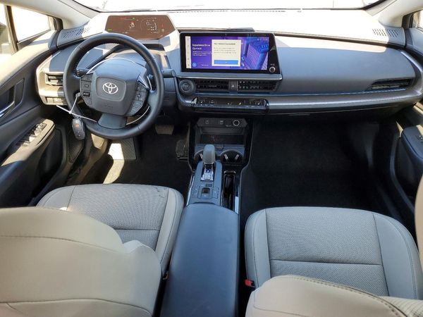 2024 TOYOTA PRIUS