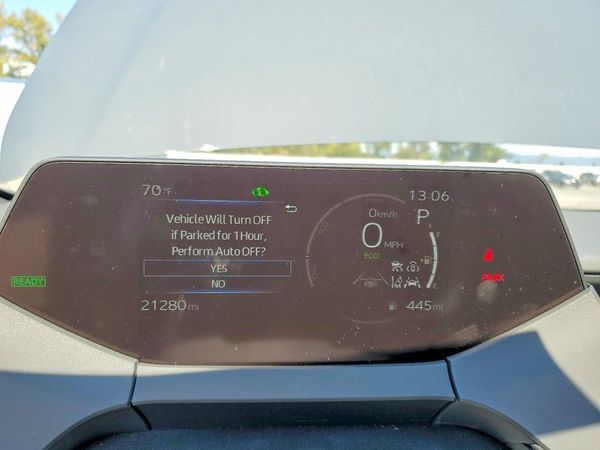 2024 TOYOTA PRIUS