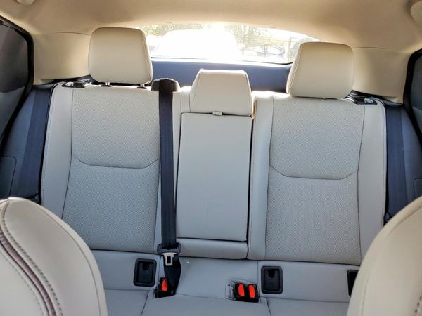2024 TOYOTA PRIUS