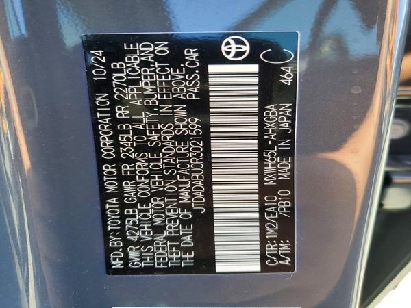 2024 TOYOTA PRIUS