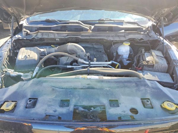 2019 RAM 1500 CLASSIC Tradesman, ST — Engine bay
