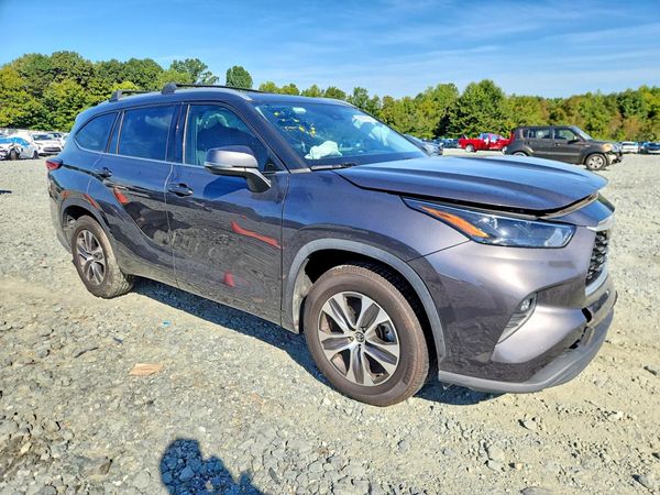 2022 TOYOTA HIGHLANDER