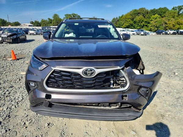 2022 TOYOTA HIGHLANDER