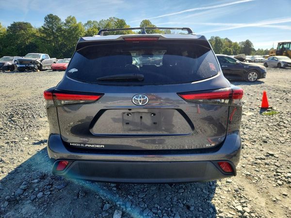 2022 TOYOTA HIGHLANDER