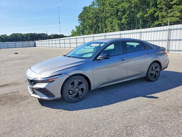 2026 HYUNDAI ELANTRA