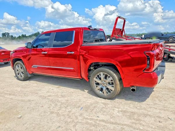 2024 TOYOTA TUNDRA Capstone
