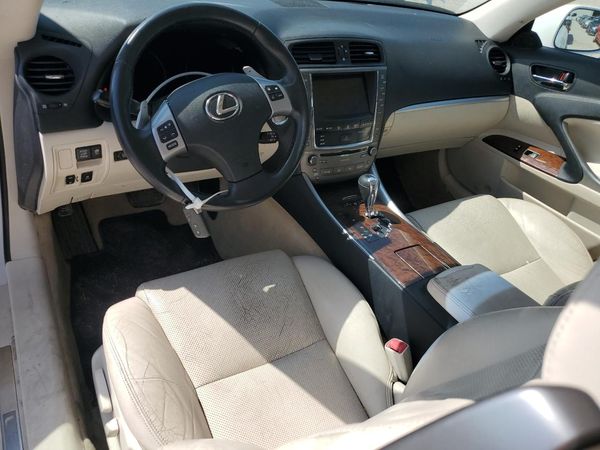 2012 LEXUS IS