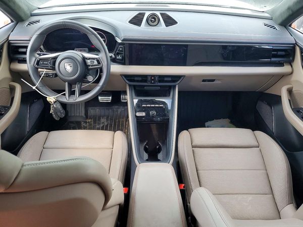 2025 PORSCHE MACAN Turbo Electric