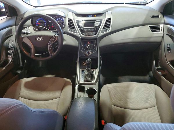 2014 HYUNDAI ELANTRA GLS (Middle)