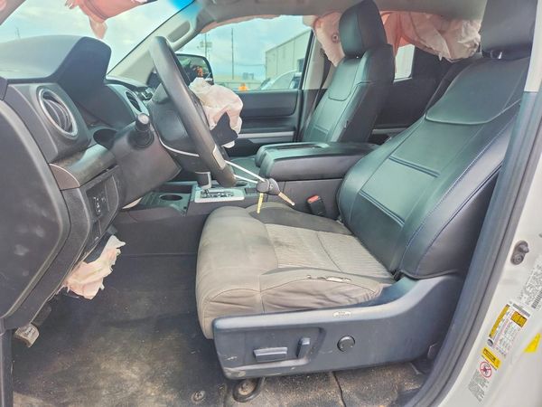 2014 TOYOTA TUNDRA SR5